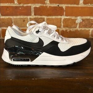Nike Air Max White and Black Athletic Shoes